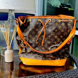 Louis Vuitton Drawstring Vintage Noe Bucket Shoulder bag Brown Monogram